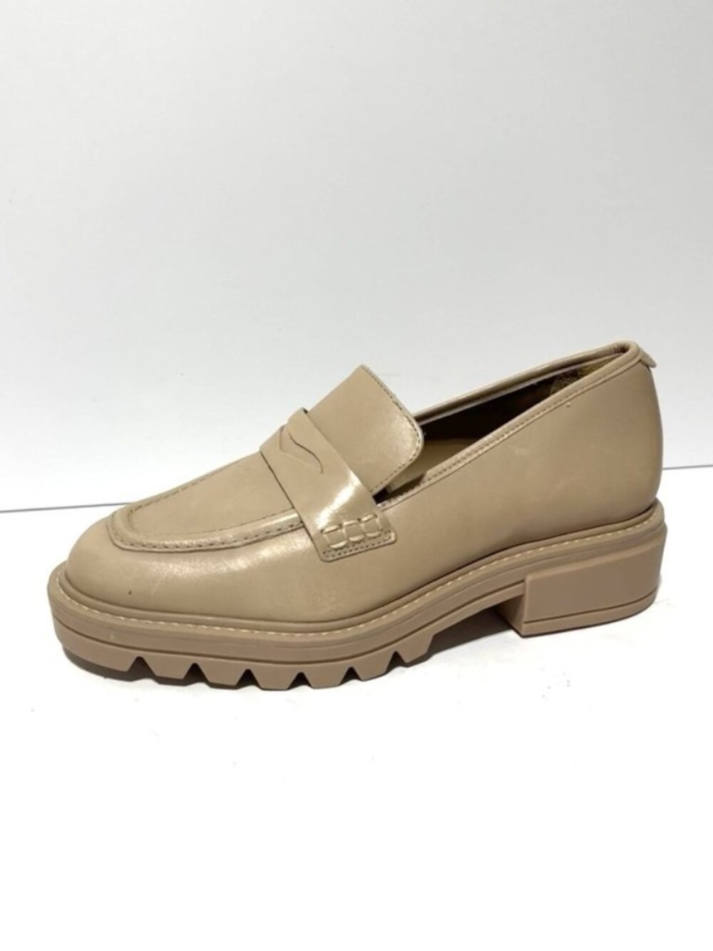 Bernardo Womens Chandler Loafer Size 6.5 M